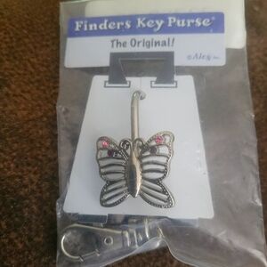 🔥$5 if bundled🔥 Butterfly 🦋 Key Finder